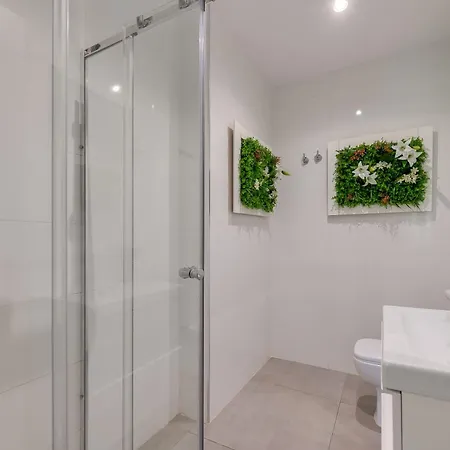 Xpce Rodeo - Puerto Banus 마르베야