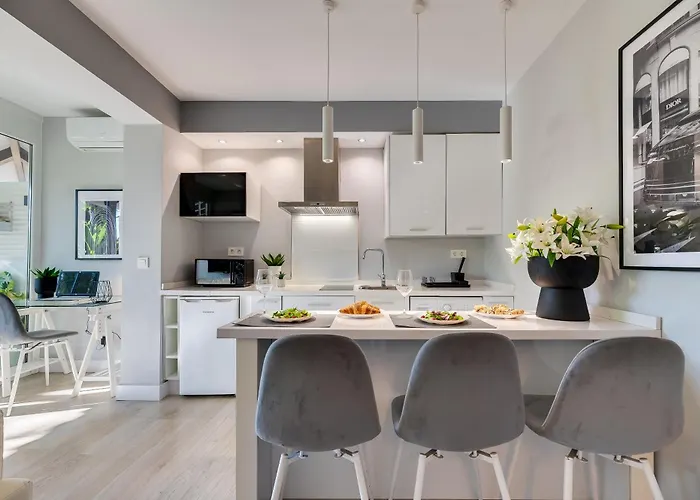 Xpce Rodeo - Puerto Banus アパート *